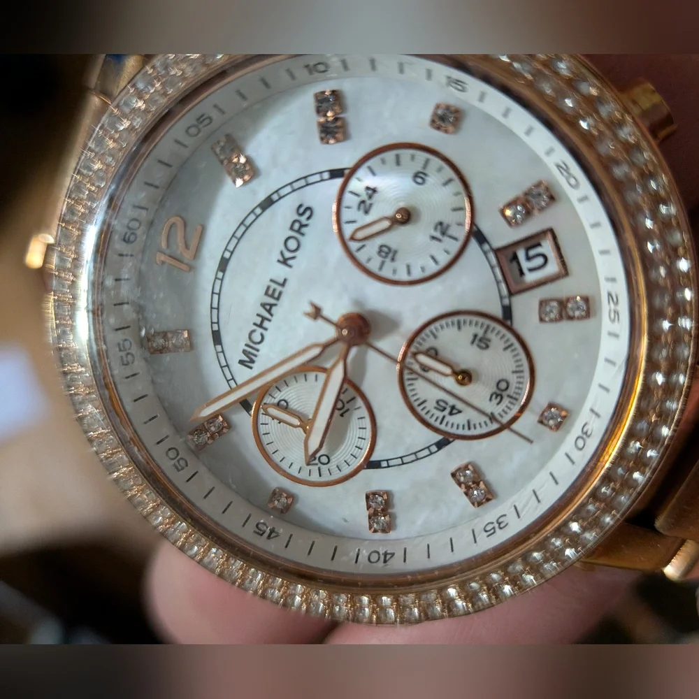 Michael Kors Parker‎ Women's Watch, Stainless Steel and Pavé Crystal MK 5491 - Picture 6 of 11